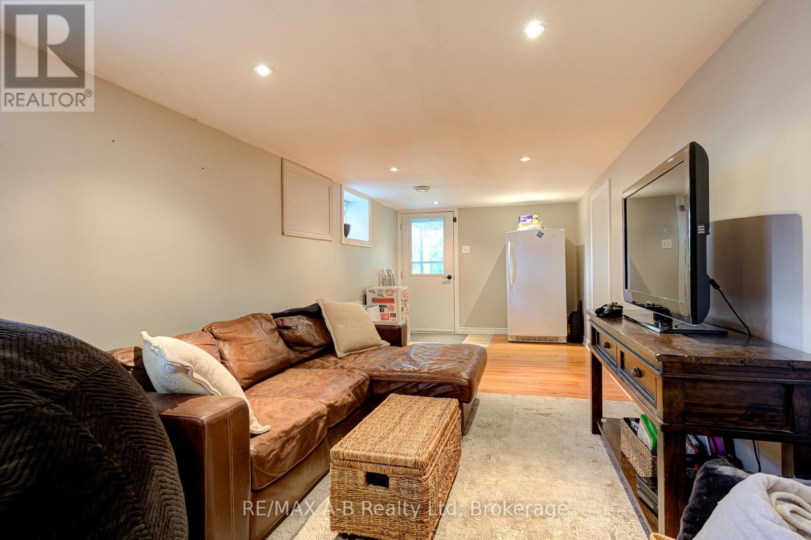 77 Blanshard Street, West Perth (Mitchell), ON