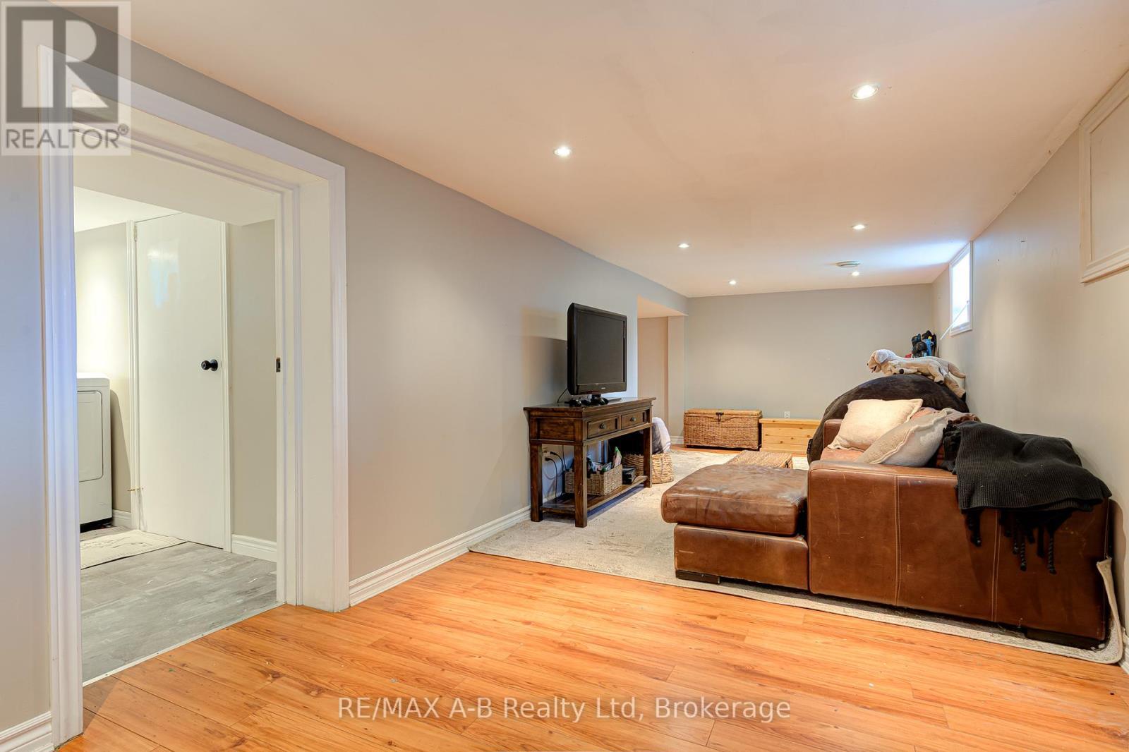 77 Blanshard Street, West Perth (Mitchell), ON