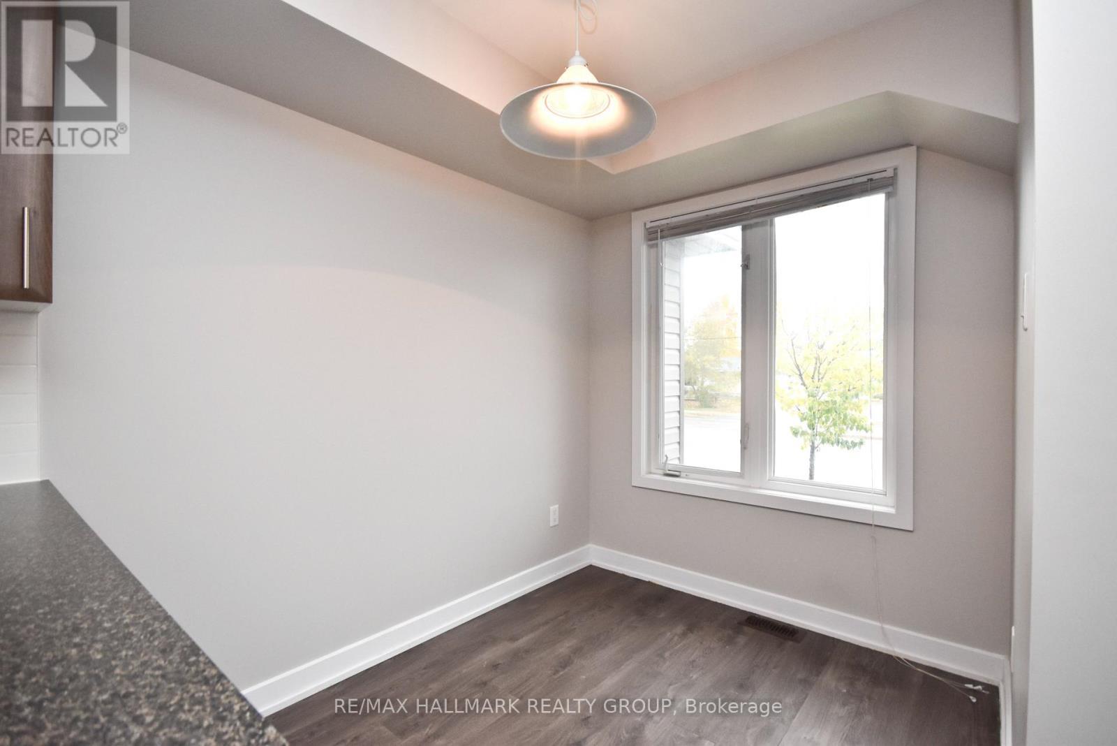 D - 4528 Innes Road, Ottawa, ON