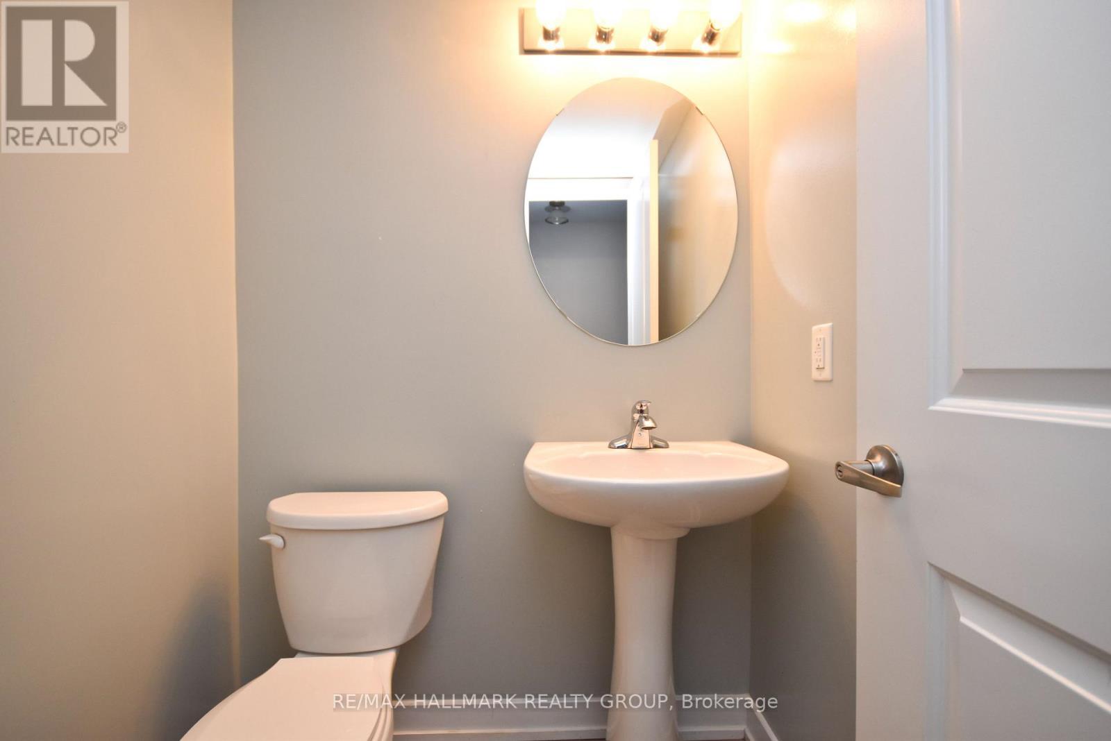 D - 4528 Innes Road, Ottawa, ON