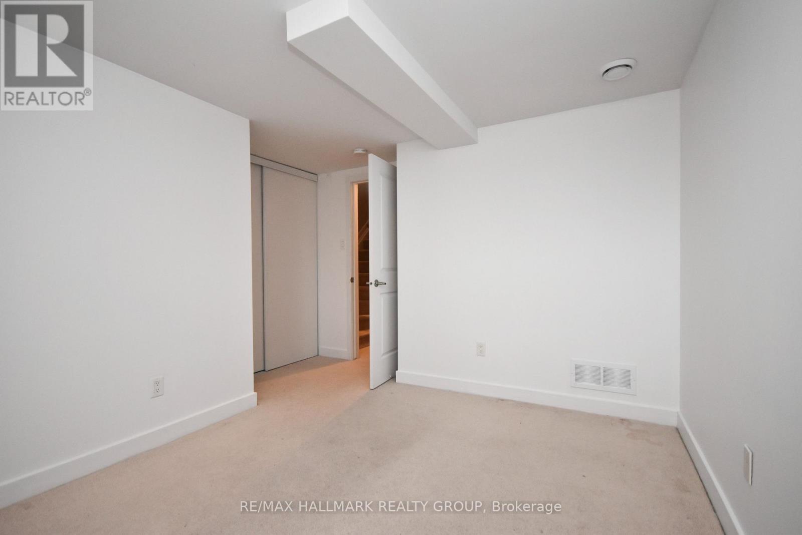 D - 4528 Innes Road, Ottawa, ON