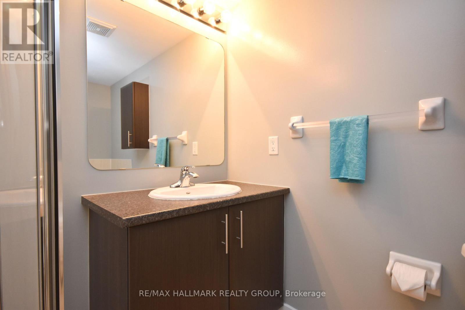 D - 4528 Innes Road, Ottawa, ON