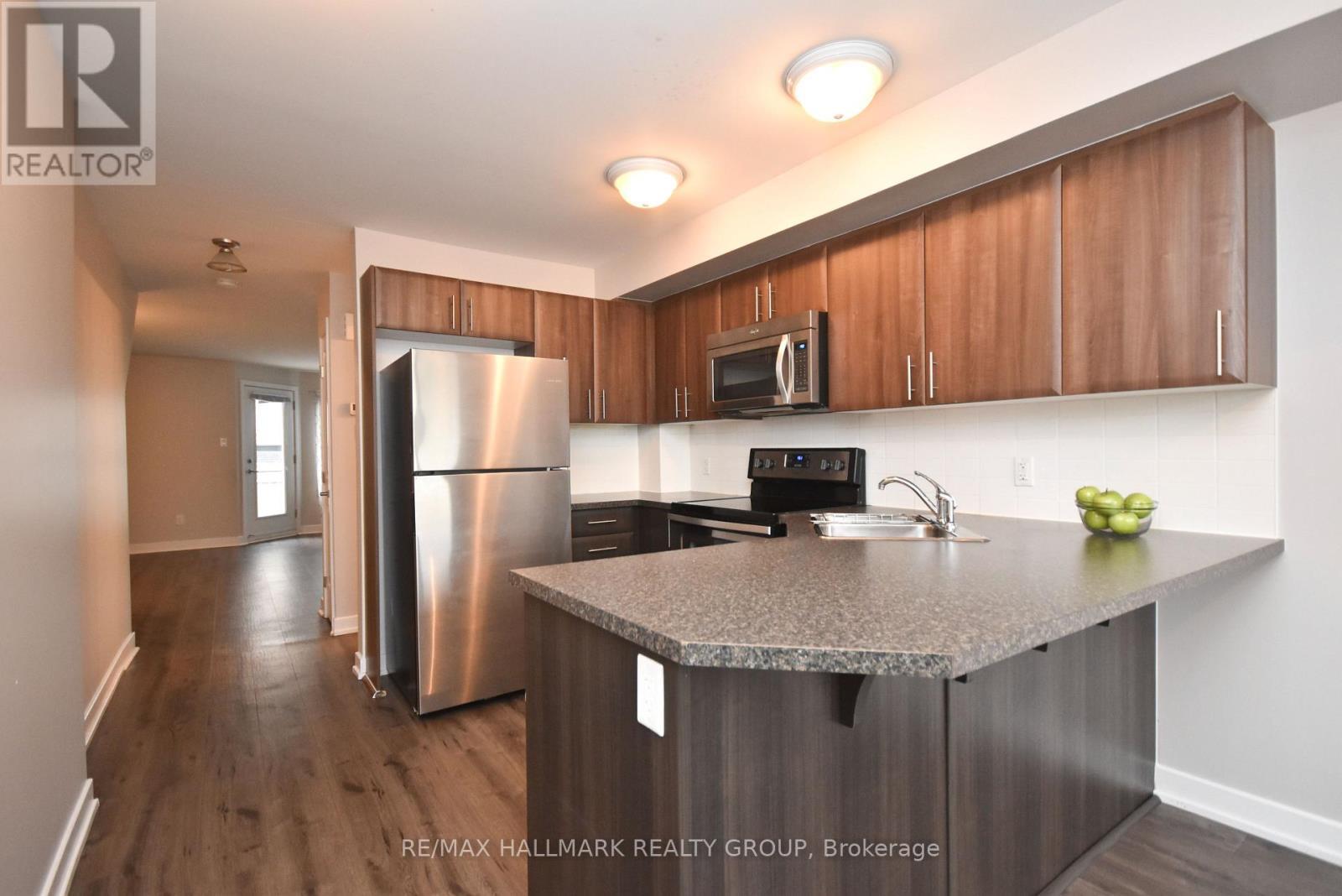 D - 4528 Innes Road, Ottawa, ON