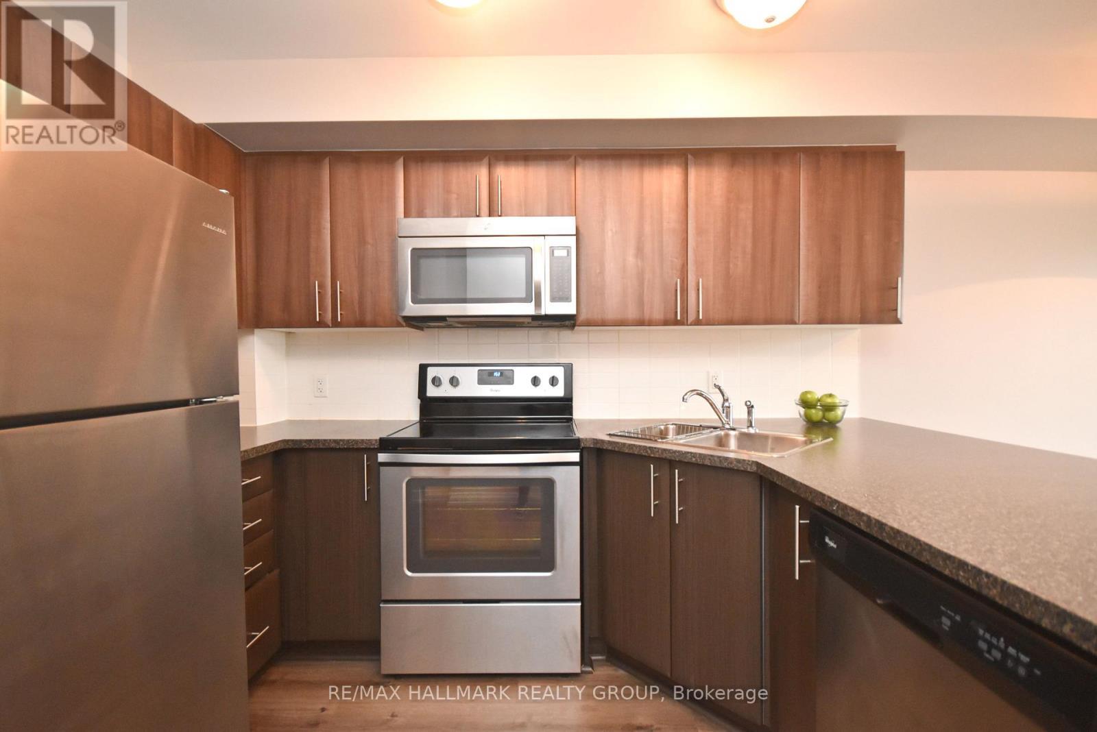 D - 4528 Innes Road, Ottawa, ON