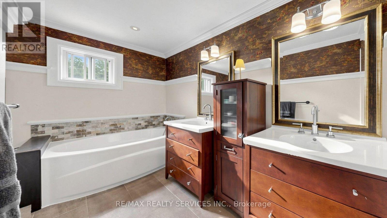 319 Dingle Court, Caledon, ON