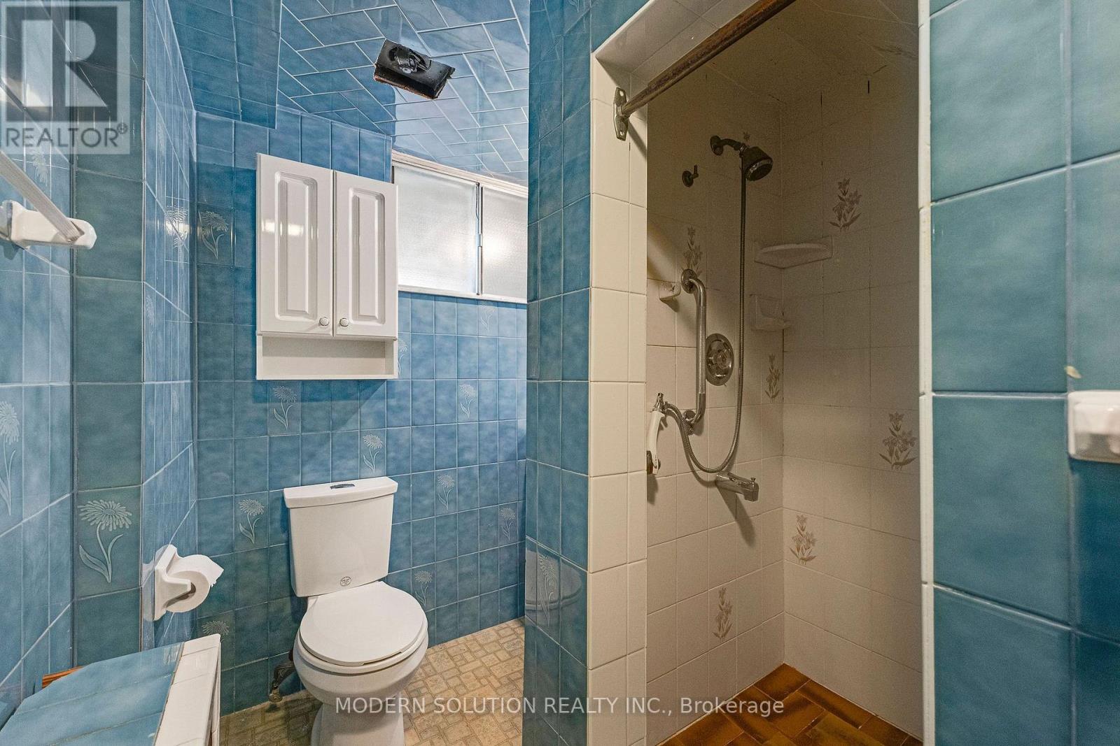 114 Elmcrest Road, Toronto, ON