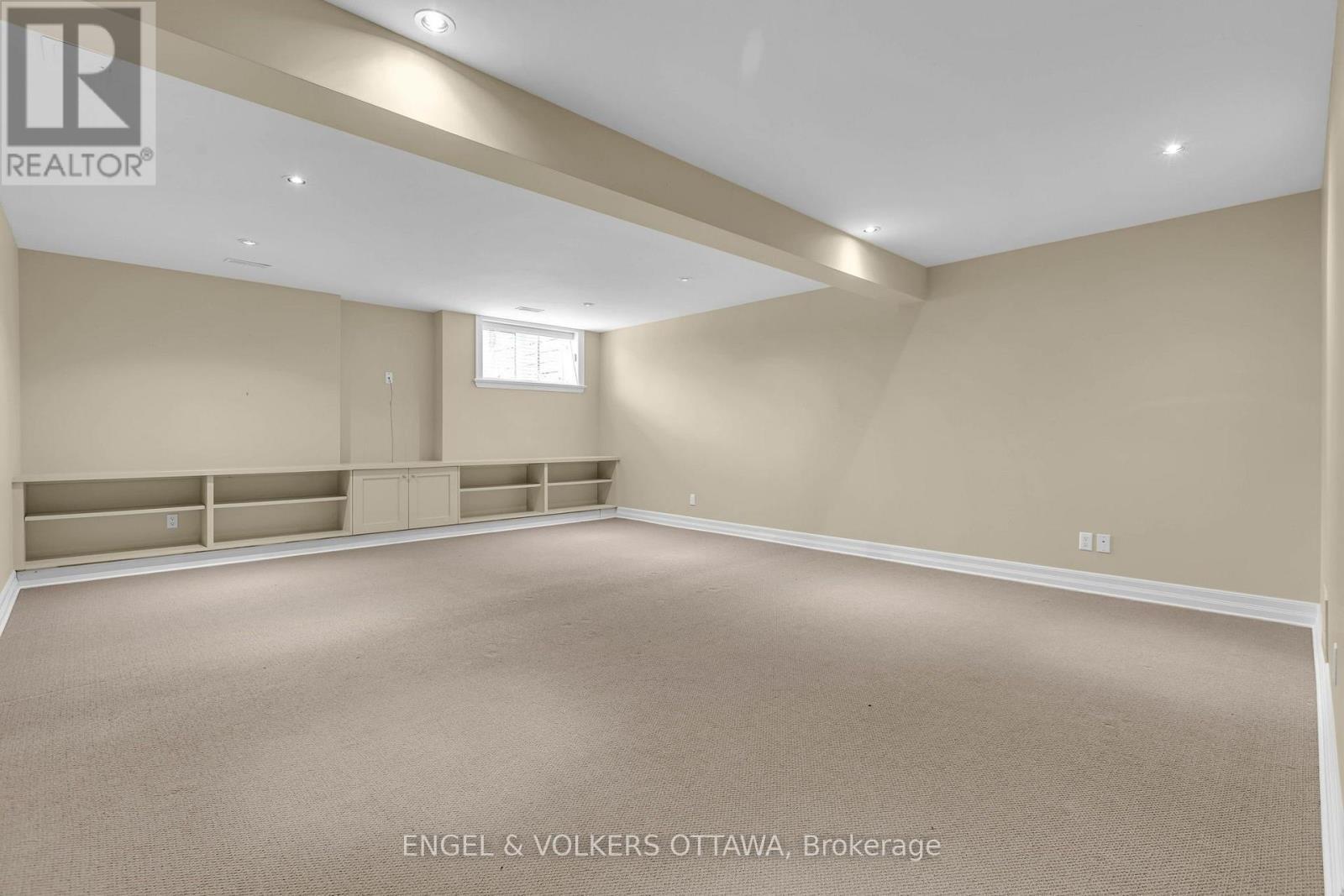 108 Manorhill Private, Ottawa, ON