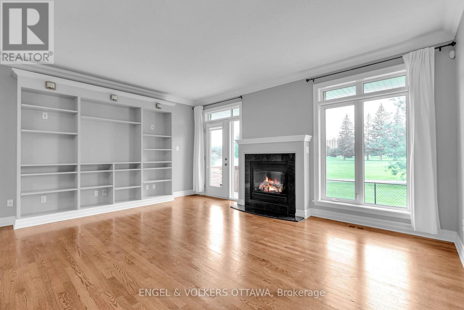 108 Manorhill Private, Ottawa, ON