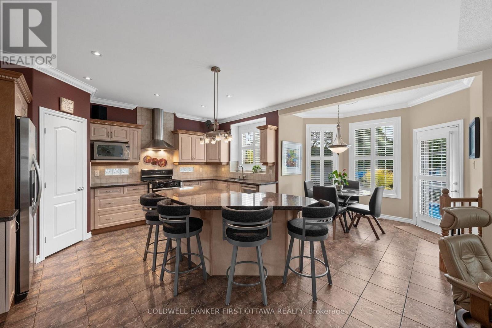 58 Golflinks Drive, Ottawa, ON