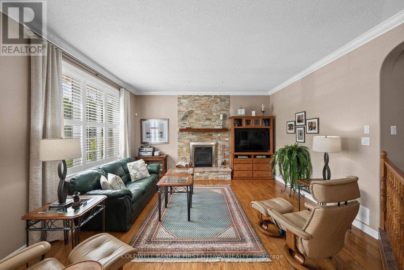 58 Golflinks Drive, Ottawa, ON