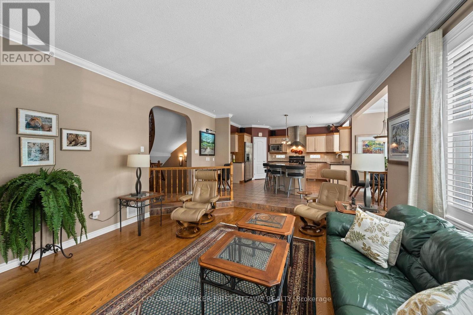 58 Golflinks Drive, Ottawa, ON