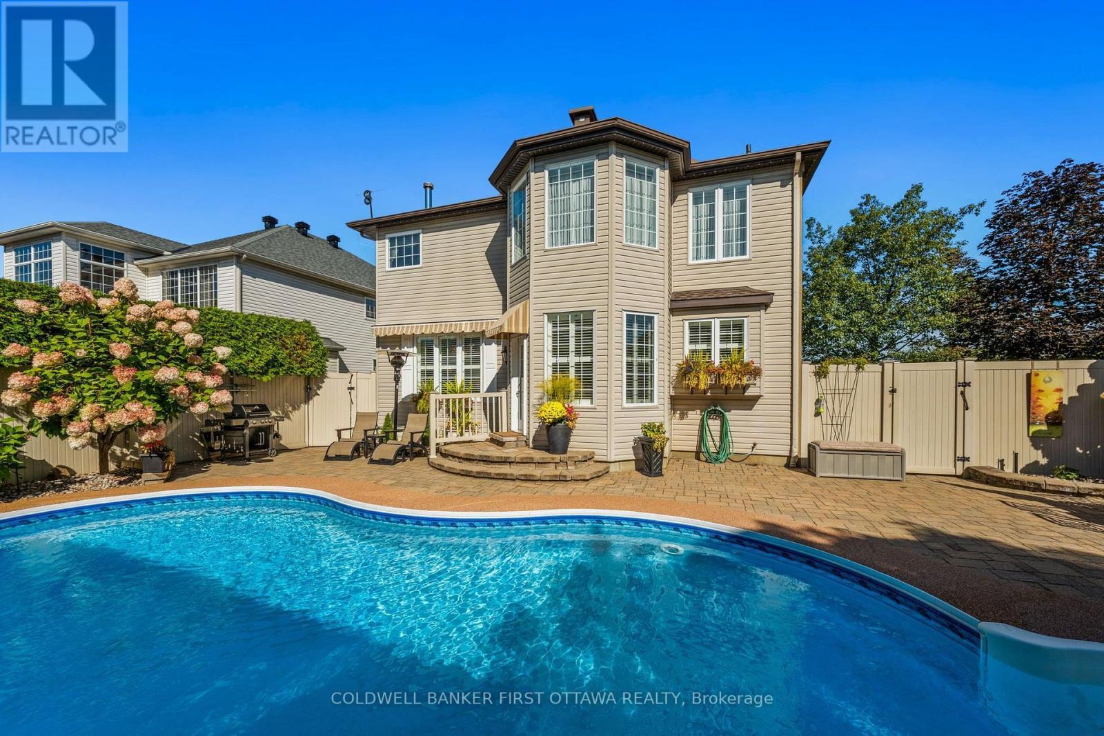 58 Golflinks Drive, Ottawa, ON