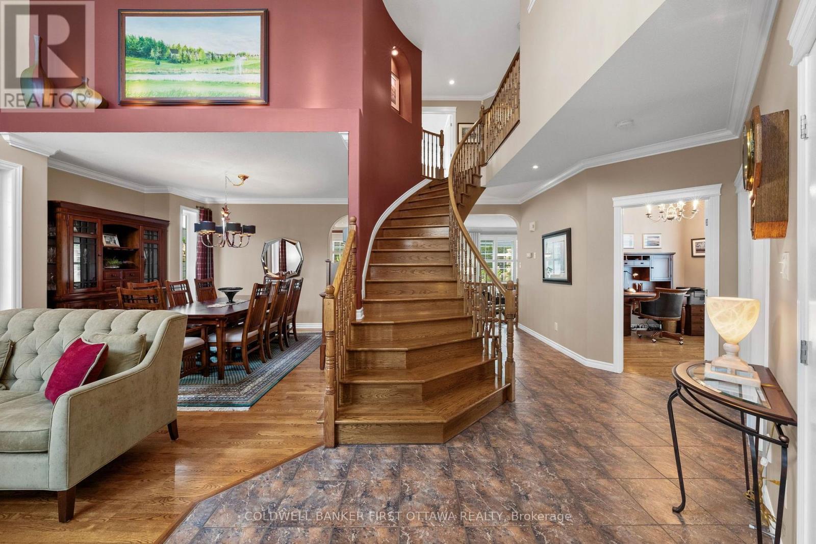 58 Golflinks Drive, Ottawa, ON