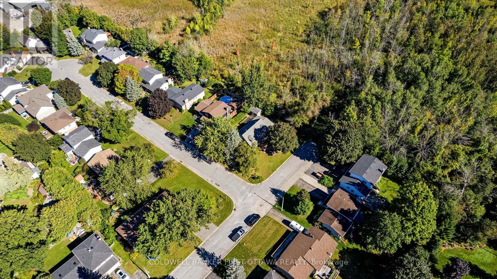 Located at dead end street with no side neighbours - 25 Robert Road, Perth, ON