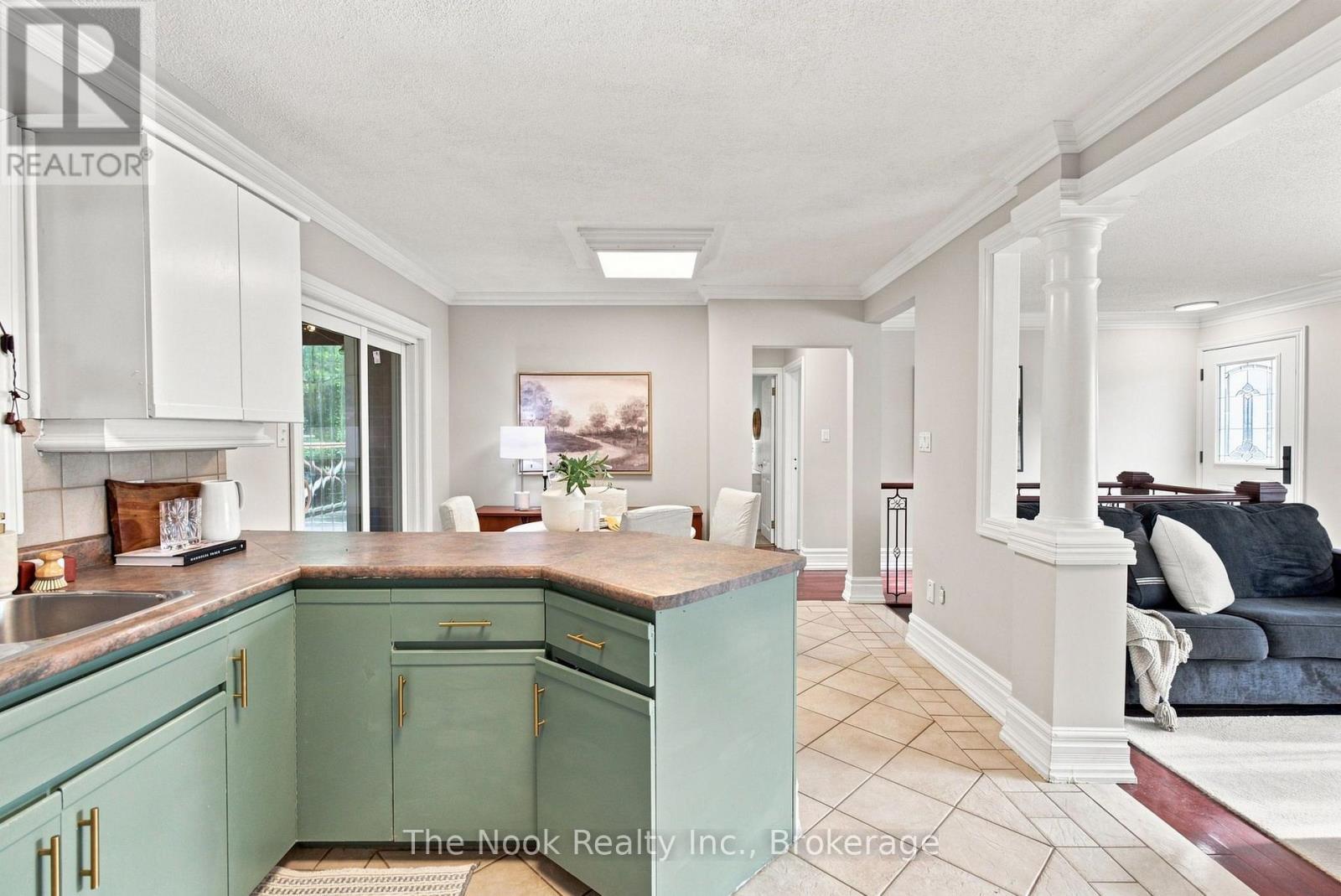 257 Wilson Road S, Oshawa (Donevan), ON