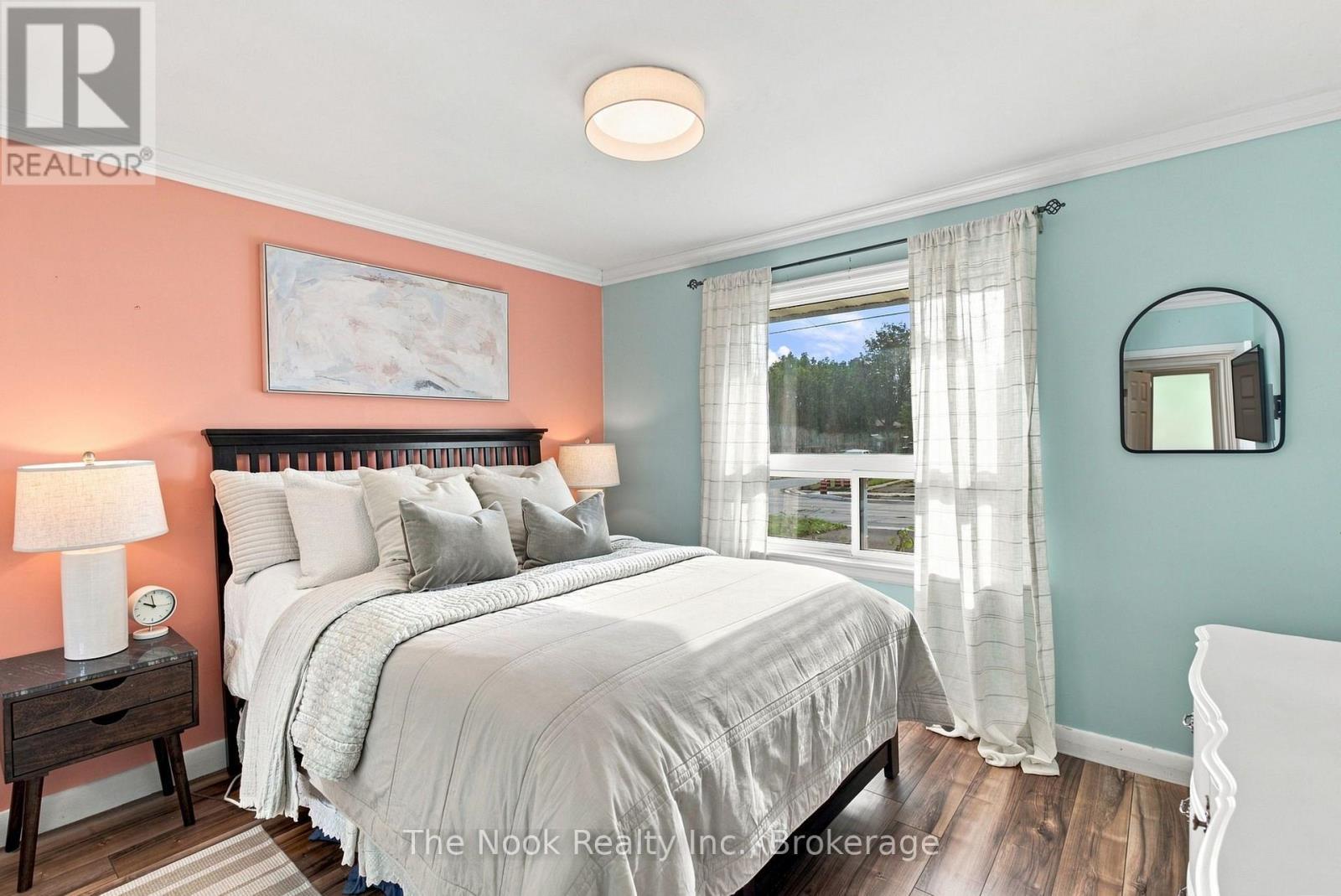 257 Wilson Road S, Oshawa (Donevan), ON