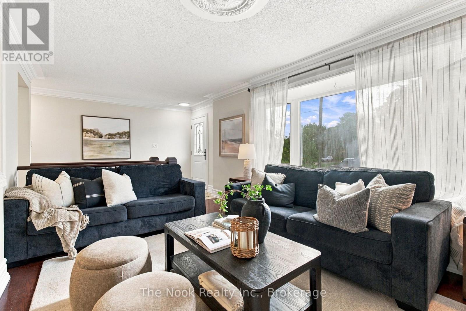 257 Wilson Road S, Oshawa (Donevan), ON