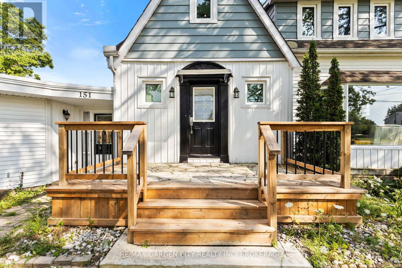 151 St George Street, Welland (Broadway), ON