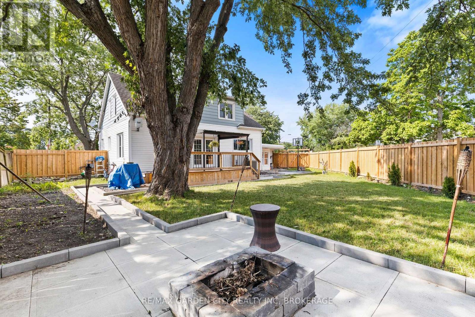 151 St George Street, Welland (Broadway), ON