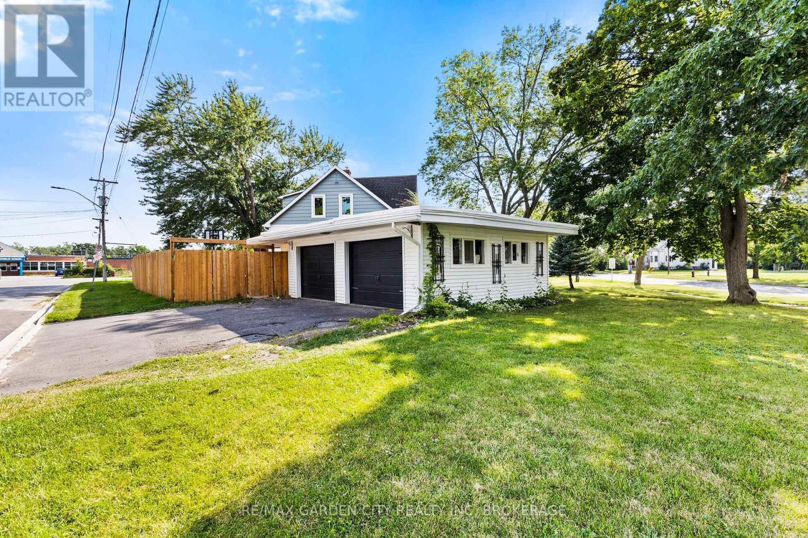 151 St George Street, Welland (Broadway), ON