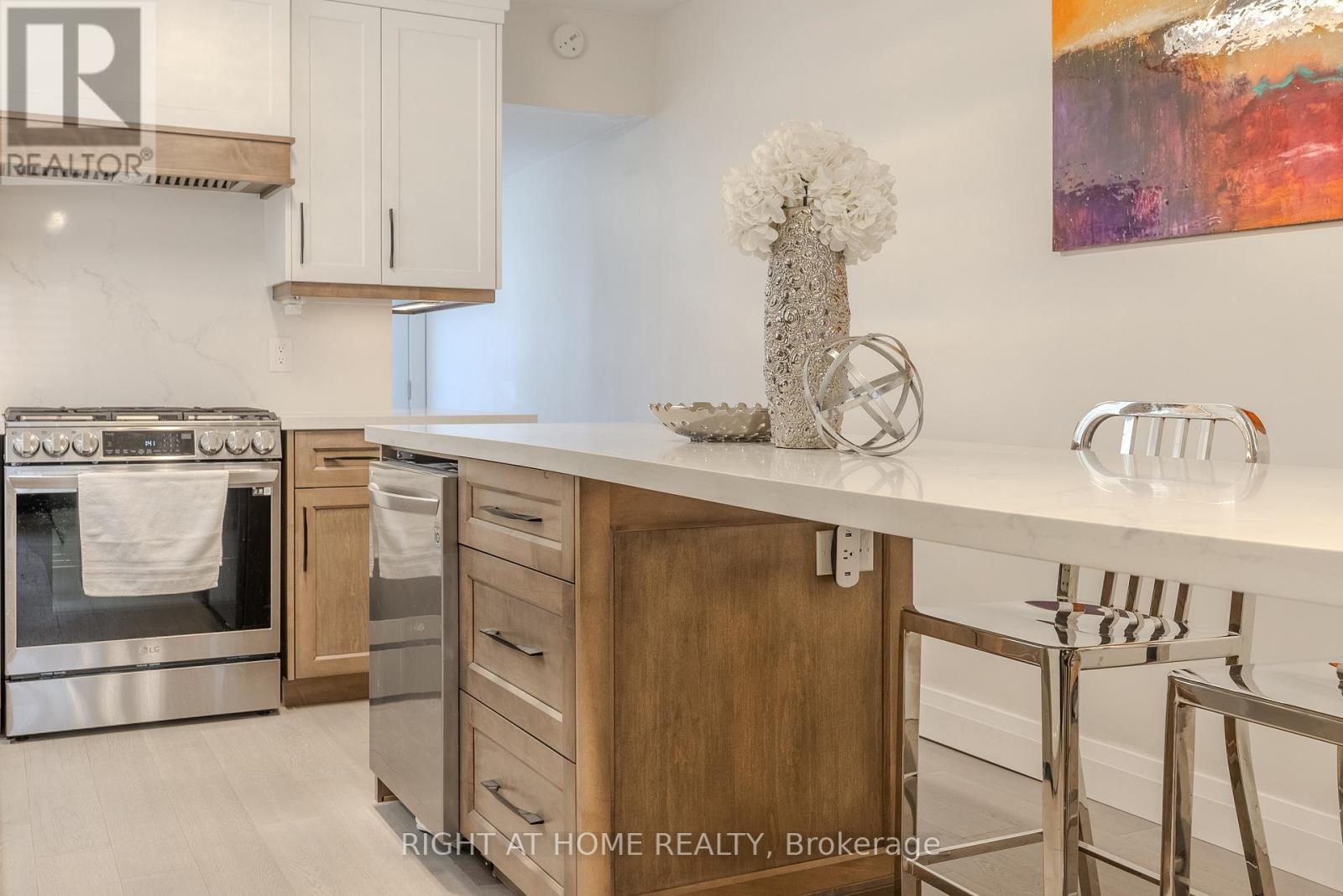 15 Hamstead Avenue, Toronto, ON