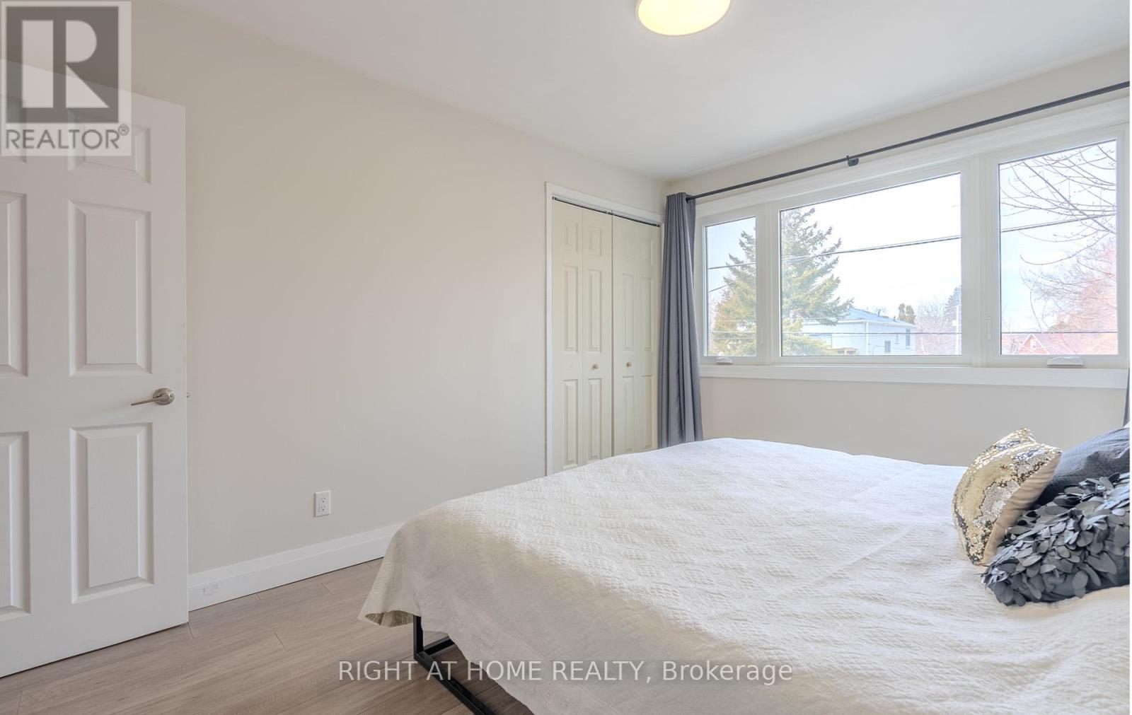 15 Hamstead Avenue, Toronto, ON