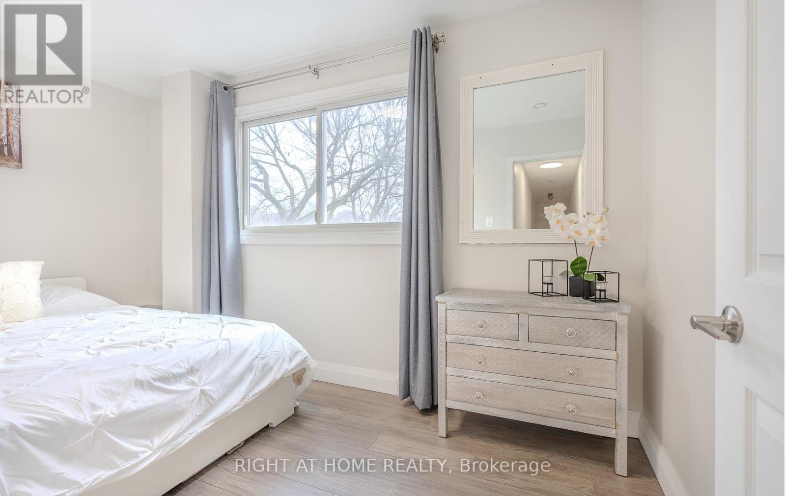 15 Hamstead Avenue, Toronto, ON