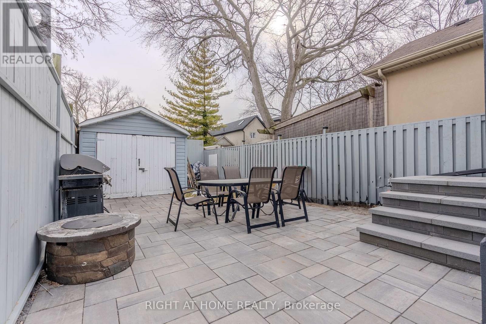 15 Hamstead Avenue, Toronto, ON