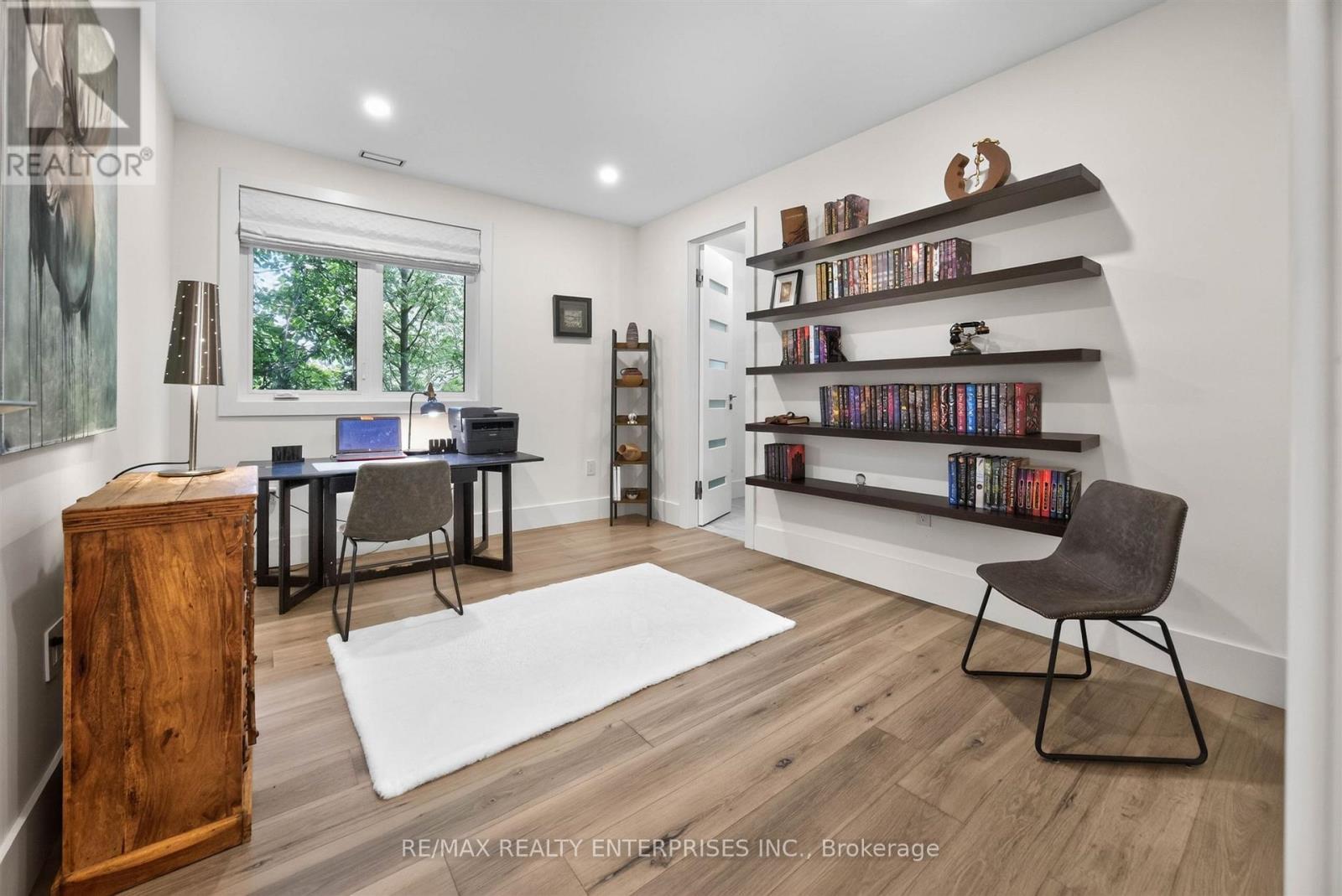700 Hillcrest Road, Pickering, ON