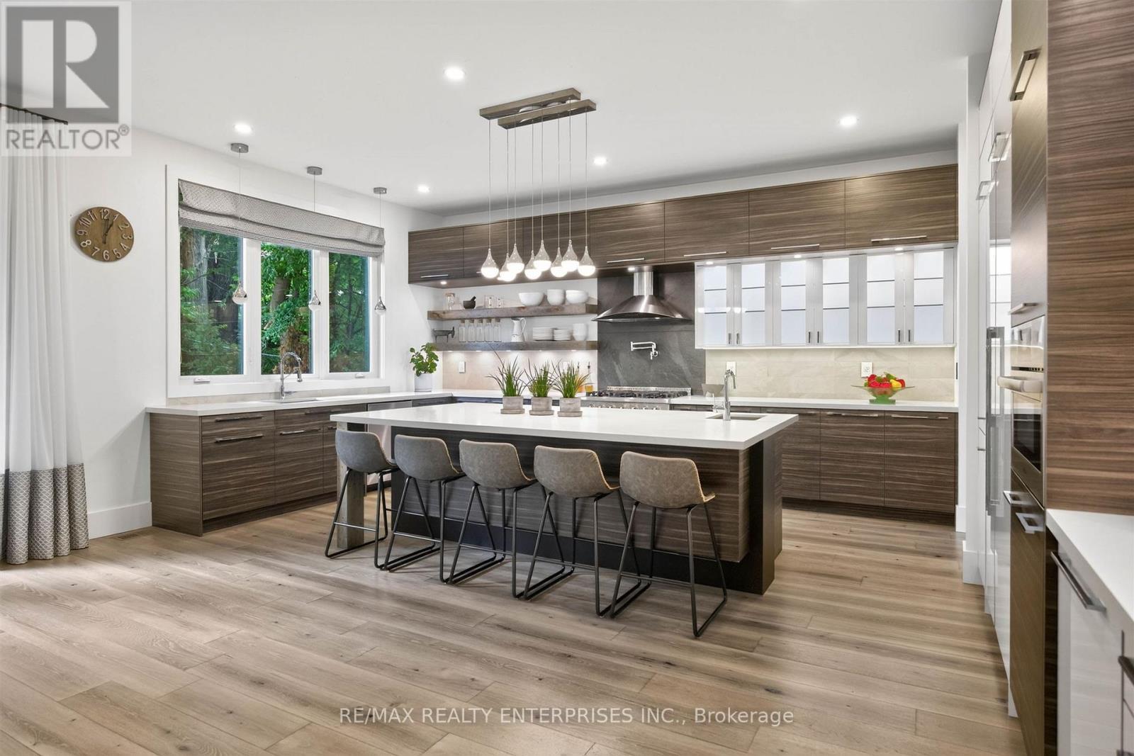 700 Hillcrest Road, Pickering, ON