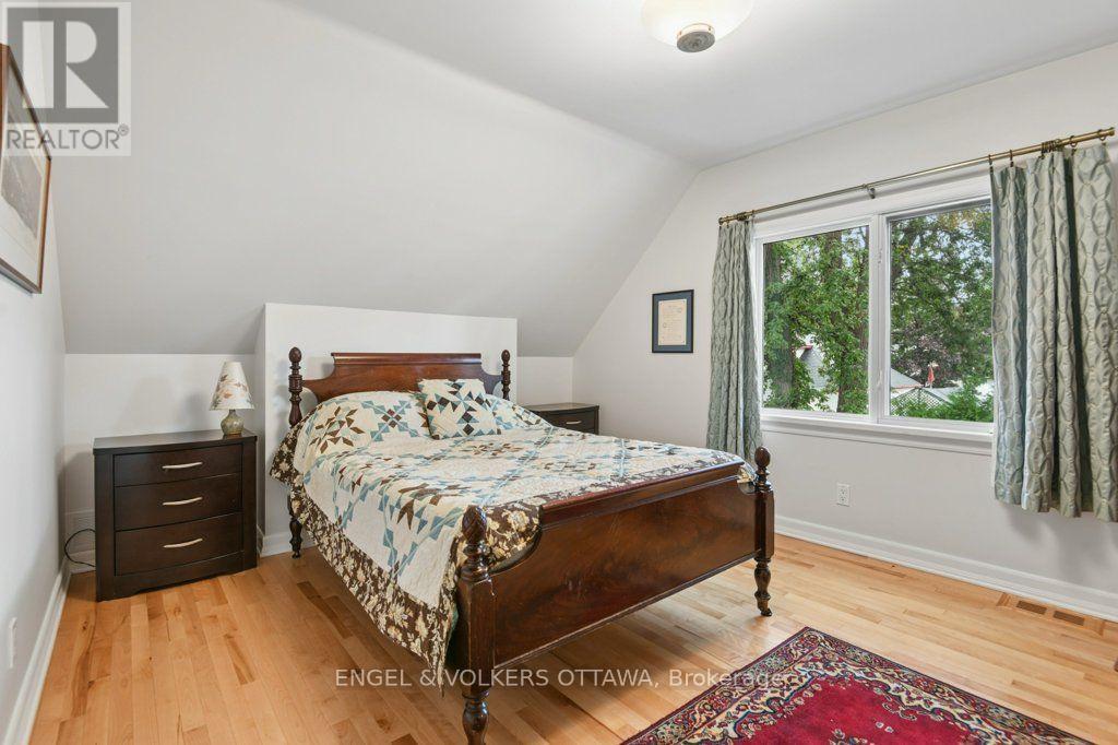 514 Highcroft Avenue, Ottawa, ON