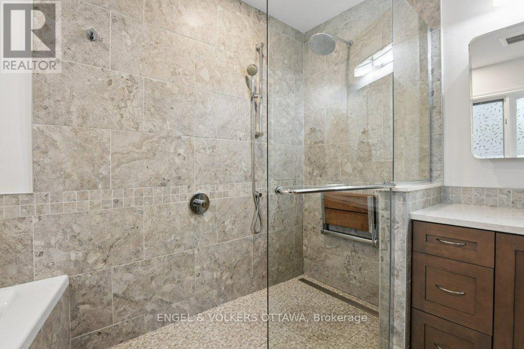 514 Highcroft Avenue, Ottawa, ON