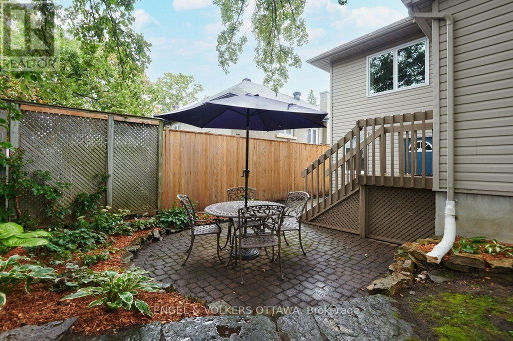 514 Highcroft Avenue, Ottawa, ON