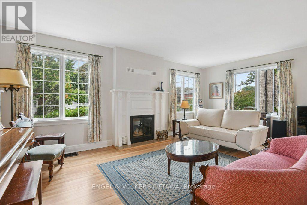 514 Highcroft Avenue, Ottawa, ON