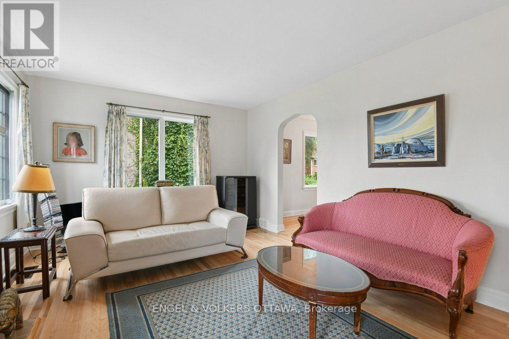514 Highcroft Avenue, Ottawa, ON