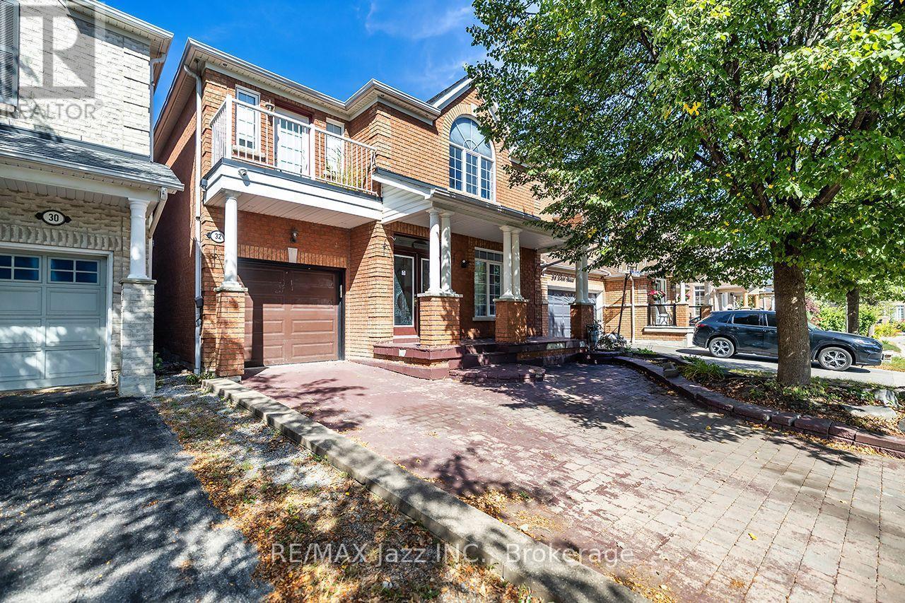 32 Dent Street, Ajax (Northwest Ajax), ON