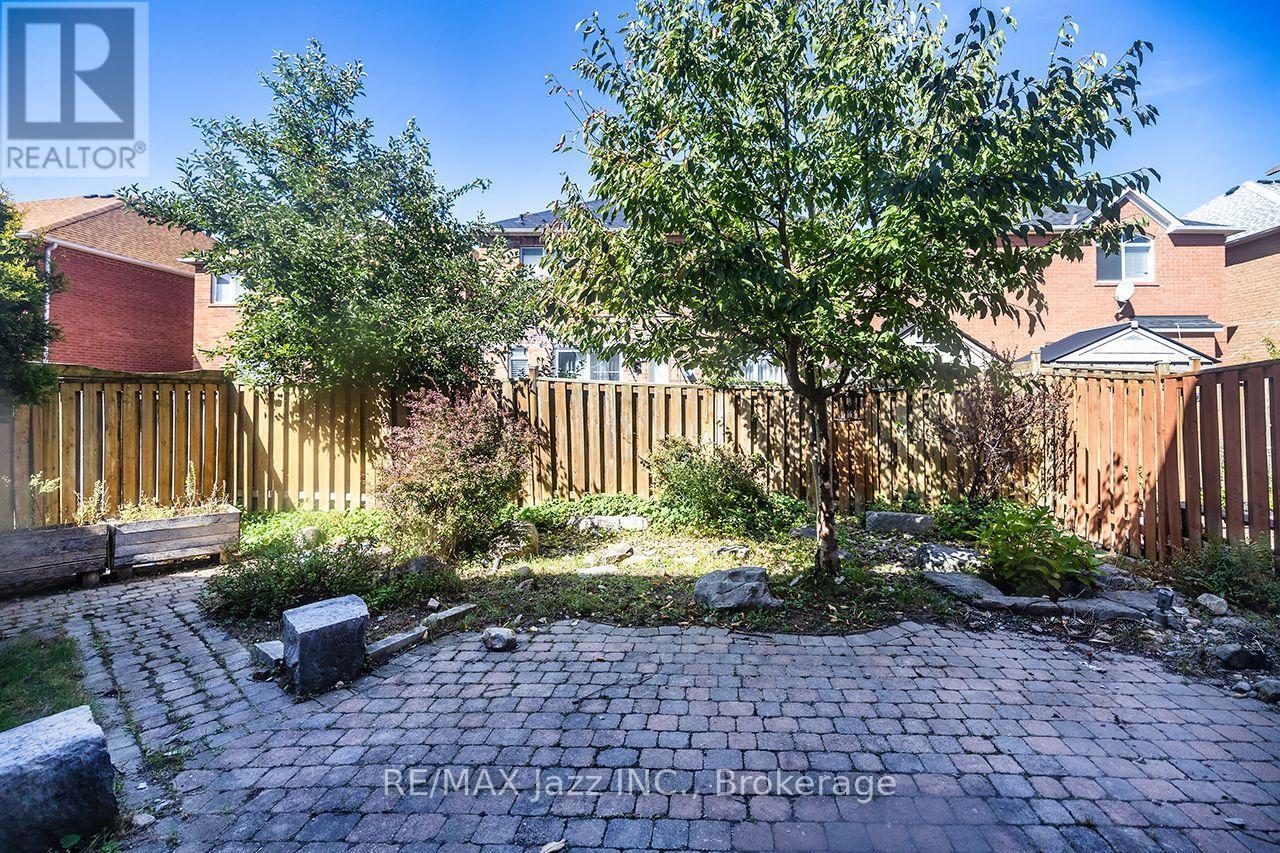 32 Dent Street, Ajax (Northwest Ajax), ON