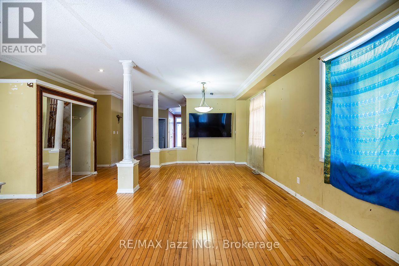 32 Dent Street, Ajax (Northwest Ajax), ON