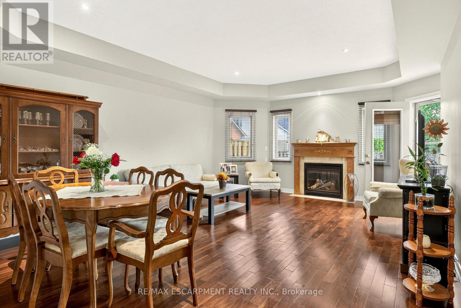 15 - 130 Southbrook Drive, Hamilton, ON