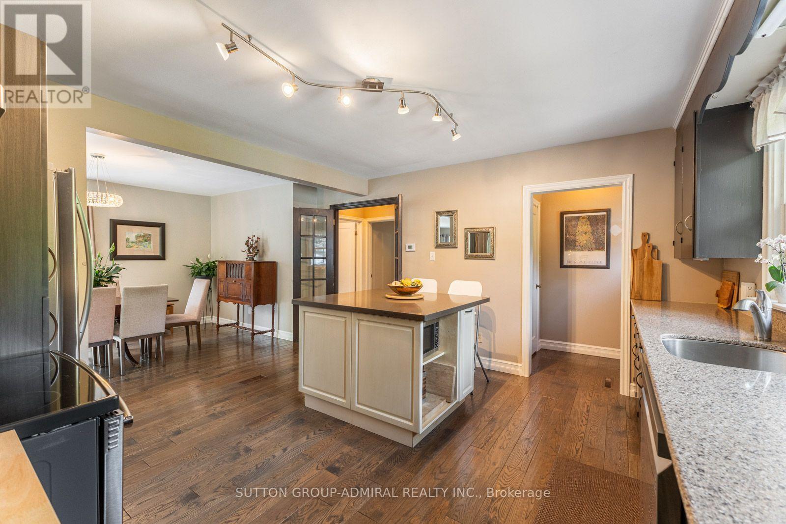 788 Allan Avenue, Newmarket, ON