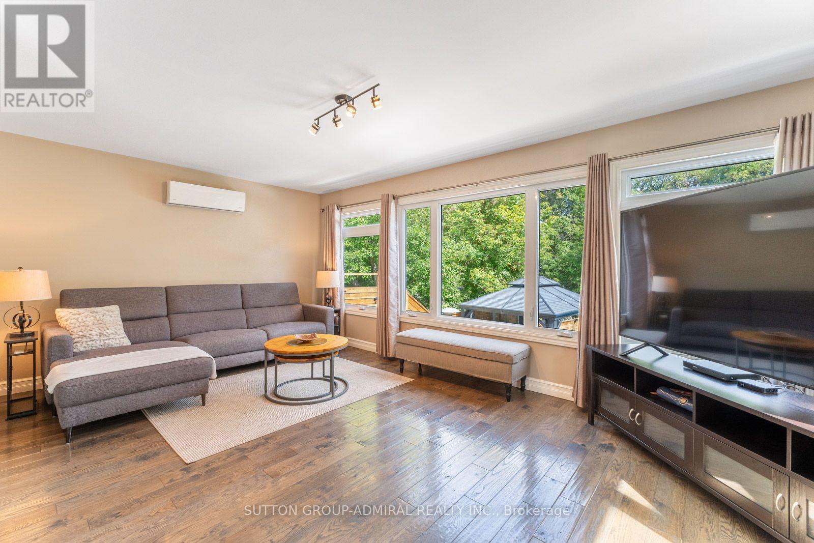 788 Allan Avenue, Newmarket, ON