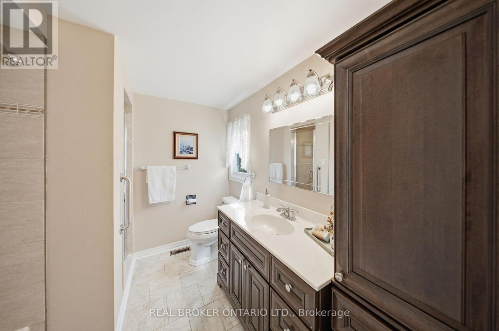 21 Adams Court, Uxbridge, ON