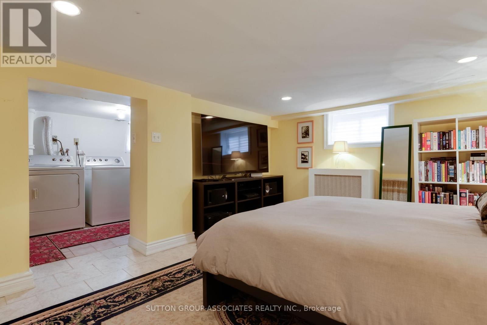 368 Glenholme Avenue, Toronto, ON