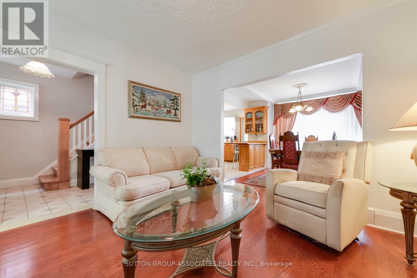 368 Glenholme Avenue, Toronto, ON