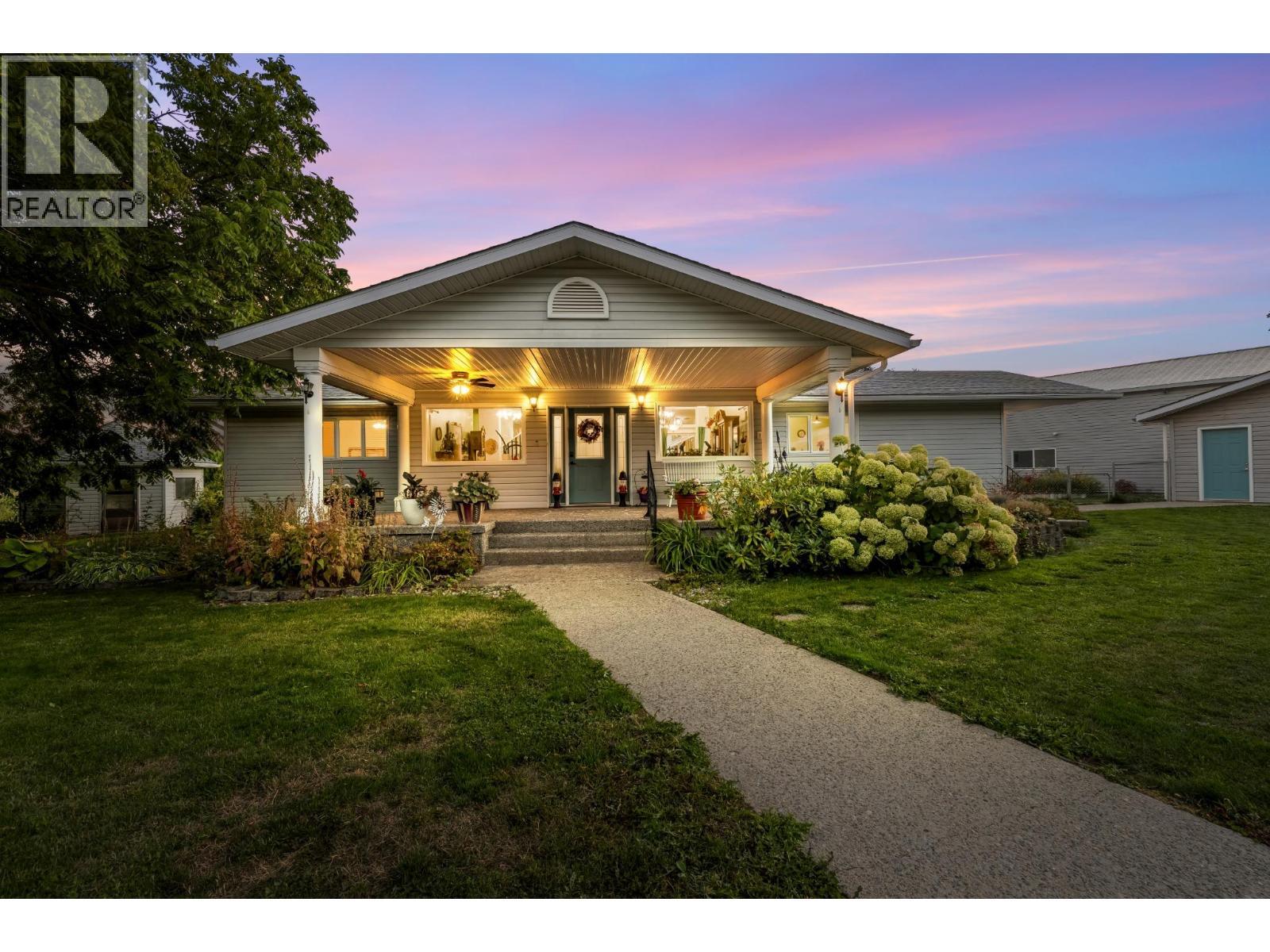 409 33Rd Avenue, Creston, BC