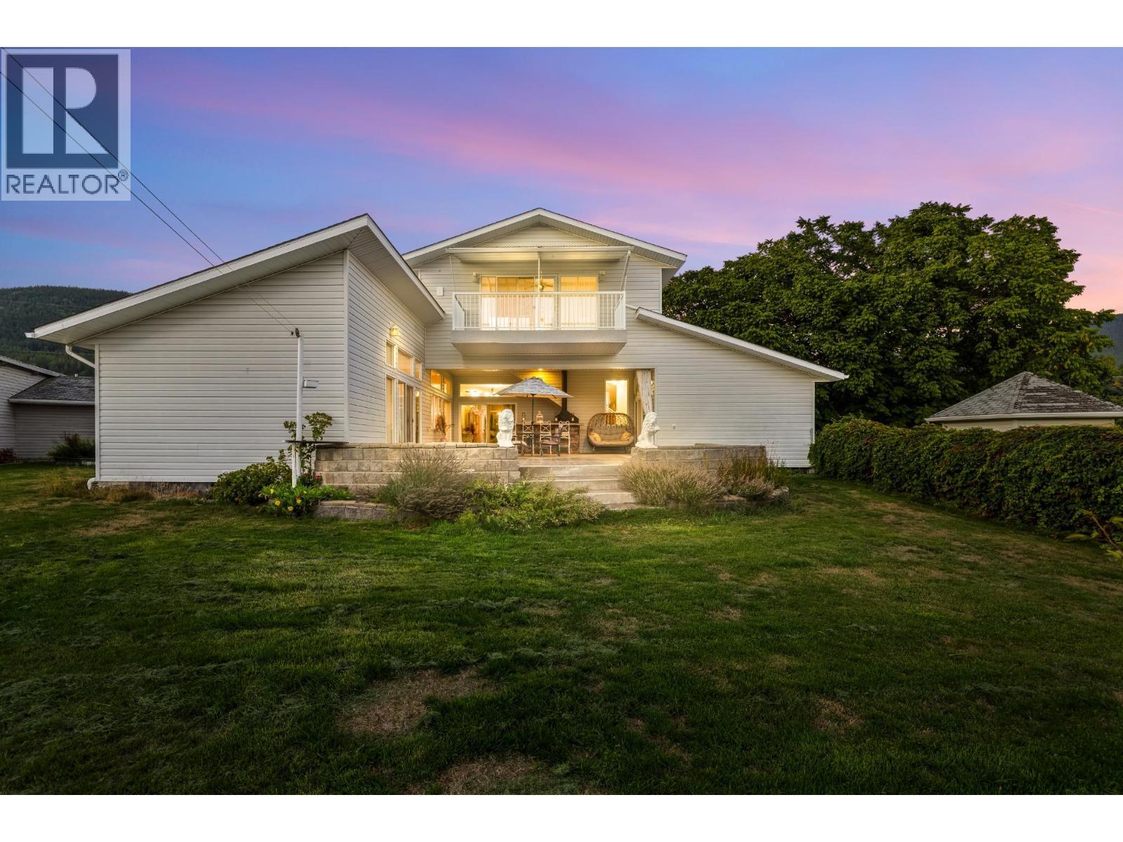 409 33Rd Avenue, Creston, BC