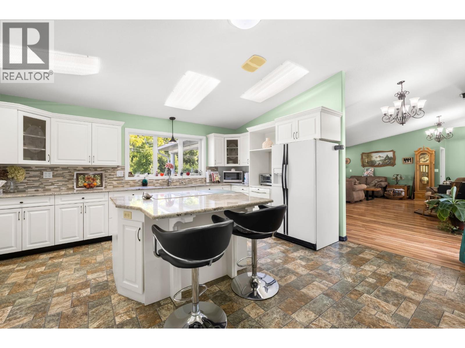 409 33Rd Avenue, Creston, BC