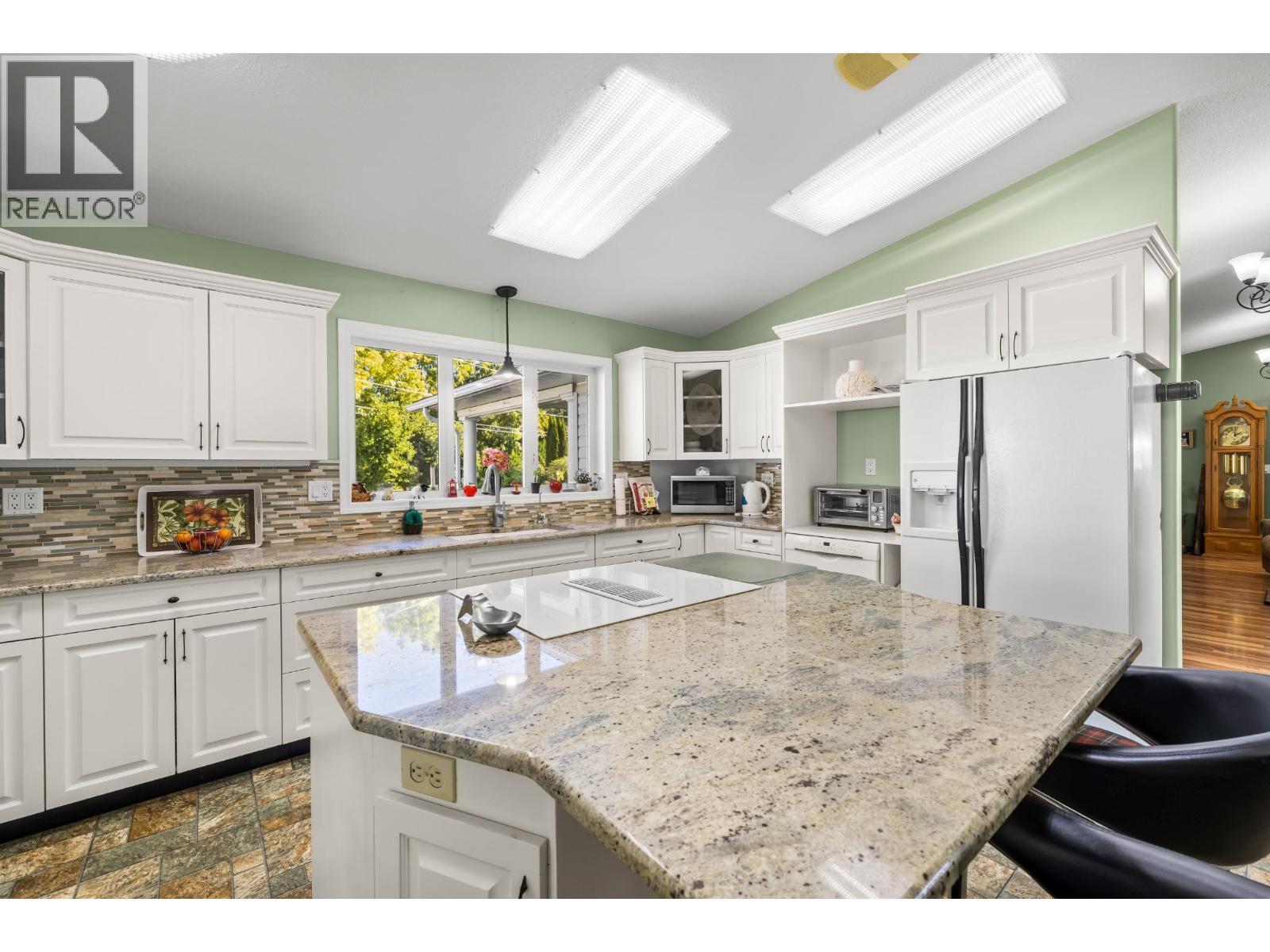 409 33Rd Avenue, Creston, BC