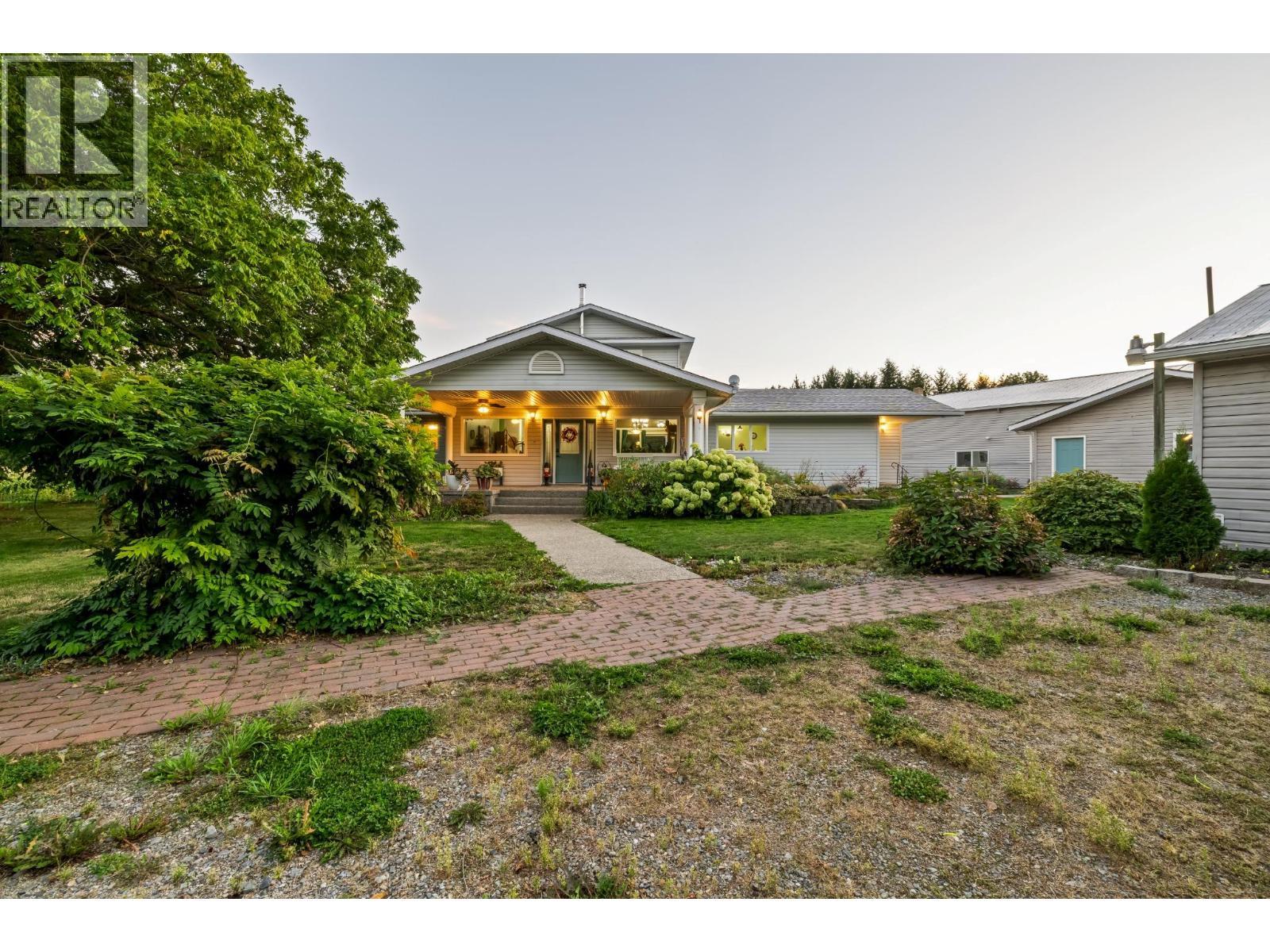 409 33Rd Avenue, Creston, BC