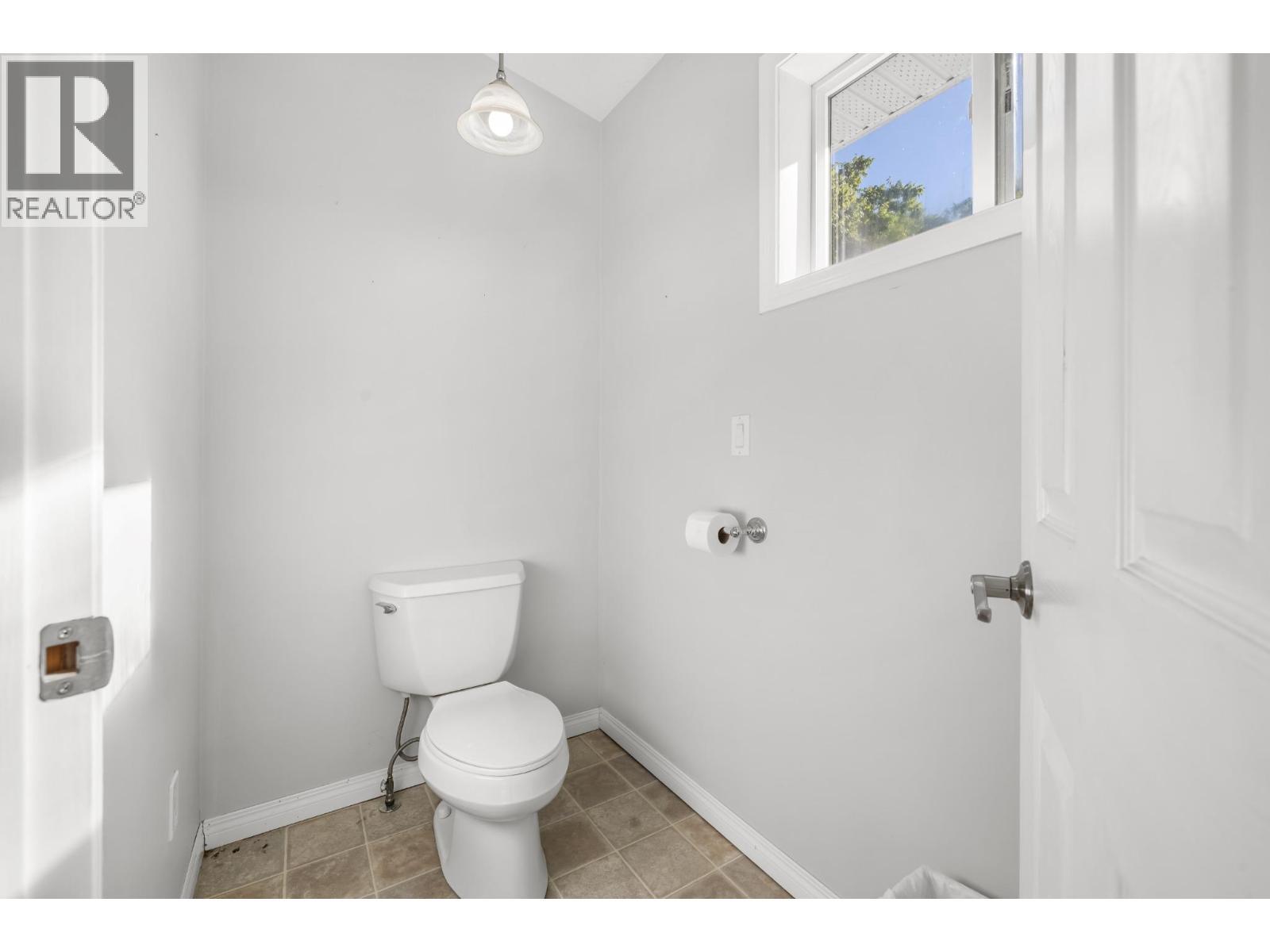 409 33Rd Avenue, Creston, BC